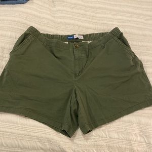 Old Navy Everyday Chino Short